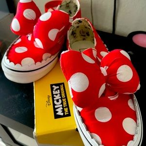 Vans Disney Minnie Mouse shoes